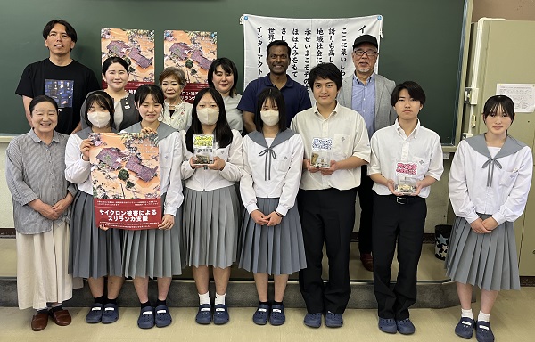 文化祭準備の集合写真